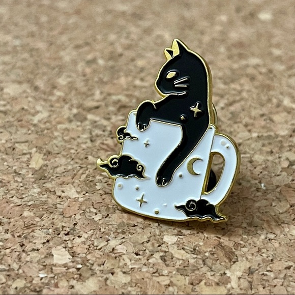 Mystic Black Cat Enamel Pin - Picture 2 of 5